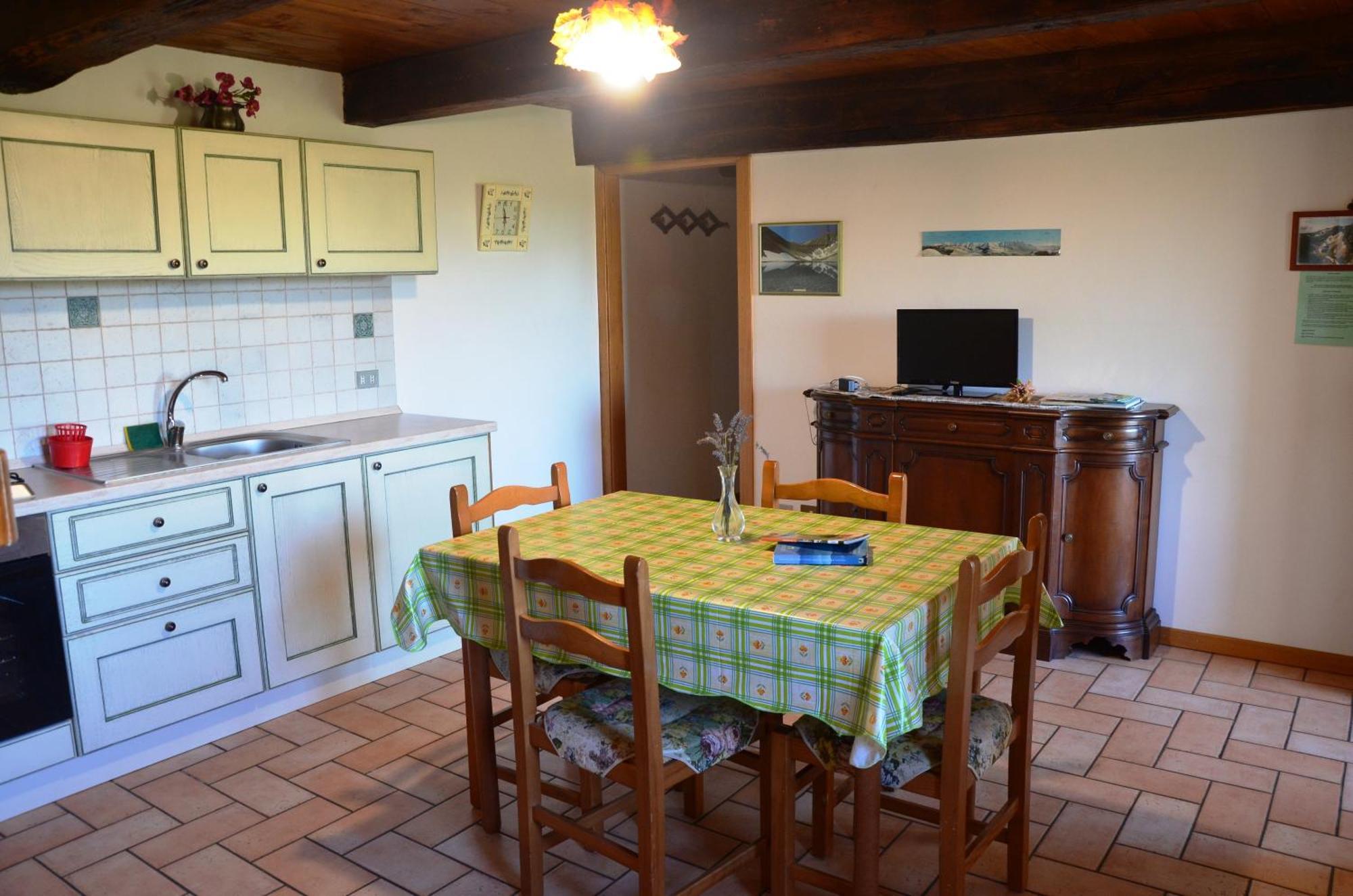 Agriturismo Le Castellare Монтемонако Экстерьер фото