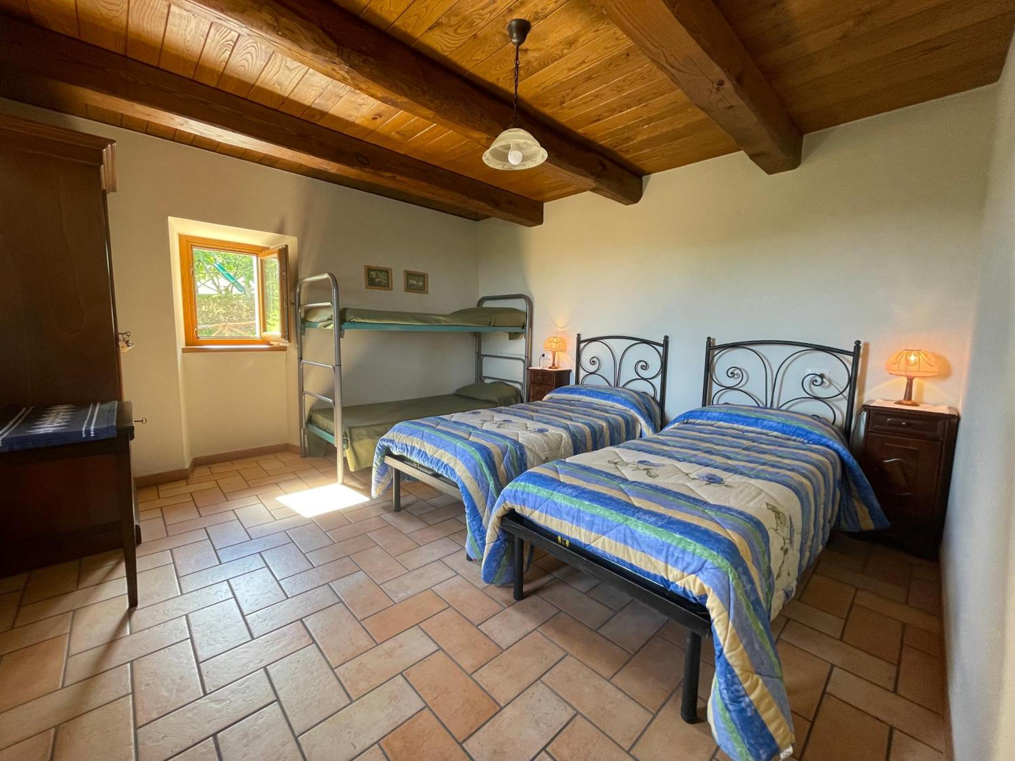 Agriturismo Le Castellare Монтемонако Экстерьер фото