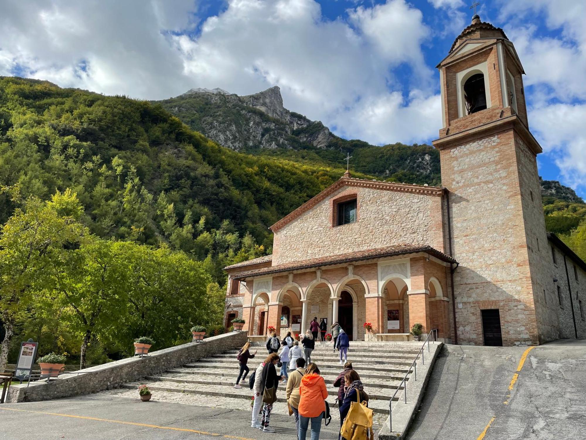 Agriturismo Le Castellare Монтемонако Экстерьер фото